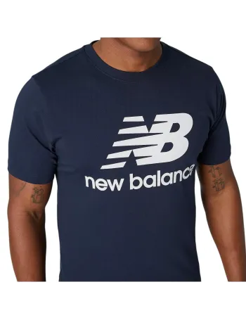 NEW BALANCE Essentials Stacked Logo Tee T-shirt