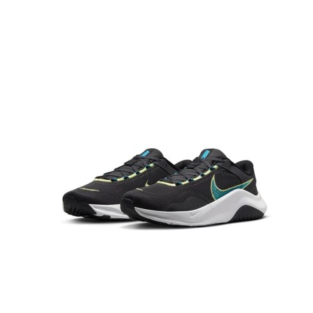 Chaussure Nike Legend Essential 3nn