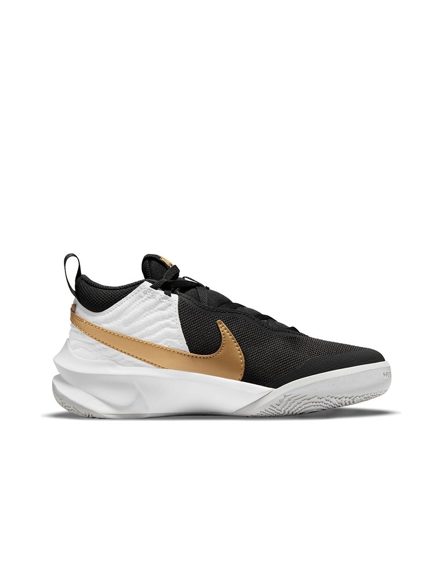 Chaussure Nike Team Hustle D10