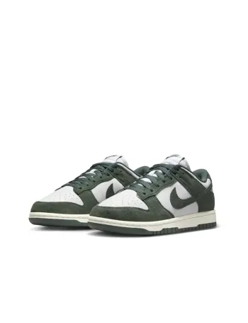 Chaussure Nike Dunk Low